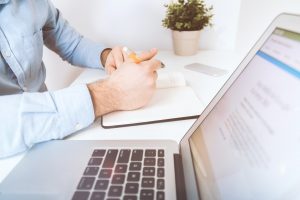 Lee más sobre el artículo TRAS EL CRYPTO CRASH Y LA DECEPCIÓN DEL IBEX, ¿DÓNDE CONSEGUIR RENTABILIDAD EN 2023?